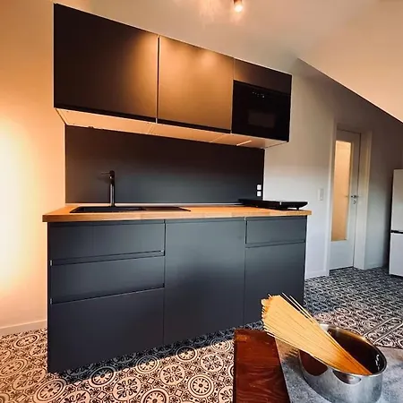 Reet Am Rhein - Obere Hälfte *